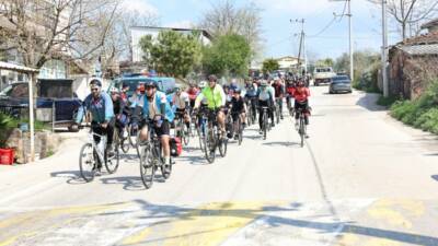 Granfondo Bursa öncesi Nilüfer'de buluşan 120 bisikletli, 35 km pedal