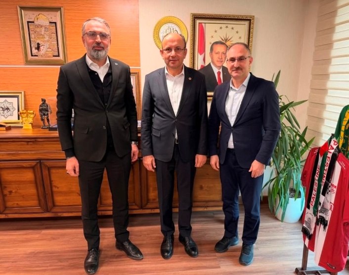 5 yazi icin kestel belediye baskani ferhat erol ak parti bursa milletvekili mustafa yavuz prof dr suleyman sahin