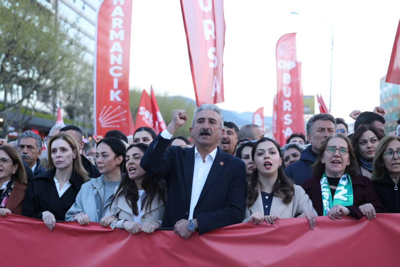 Vatandaş rahatlar, konut üretimi artar: Belediyelere kiralanabilir konut çağrısı 12 6 yazi icin mustafa bozbey eylemlerini chp devam etttirme karari aldi