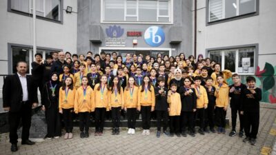Bursa Nilüfer Anadolu İmam Hatip Lisesi öğrencileri, temmuzda düzenlenecek Singapur