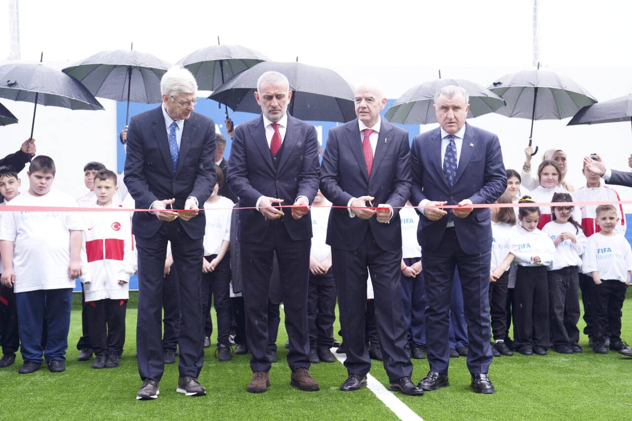 FIFA Başkanı Infantino'dan Türkiye'ye övgüler 4 aa 20260410 41071269 41071262 fifaarenaprojesininturkiyeetabininresmiacilisiyapildi