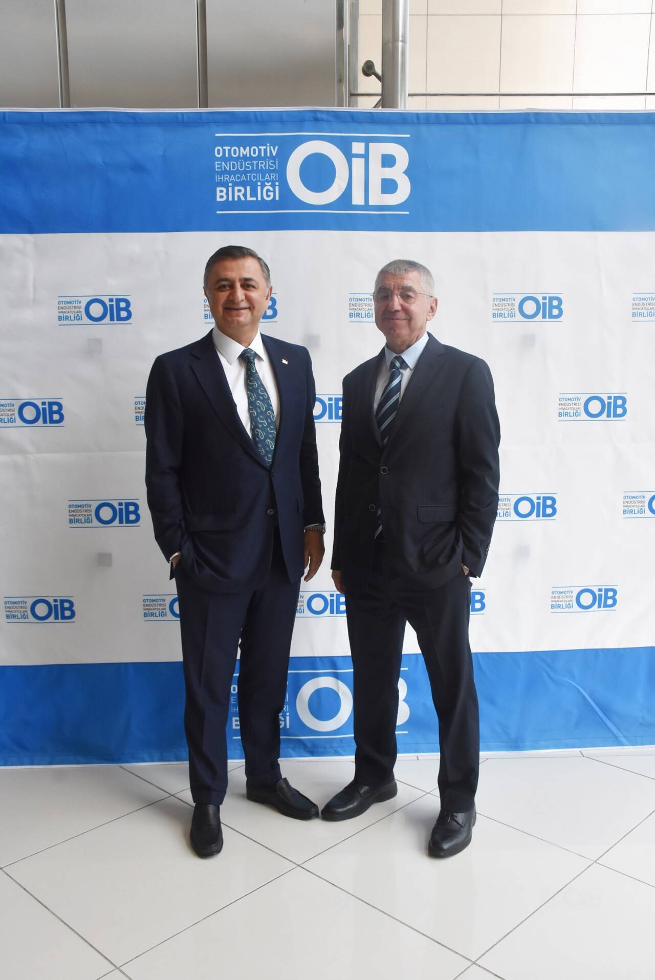 Uludağ Otomotiv Endüstrisi İhracatçıları Birliği'nde Kemal Yazıcı dönemi 1 aa 20260410 41073038 41073036 uludagotomotivendustrisiihracatcilaribirligibaskanikemalyazicioldu