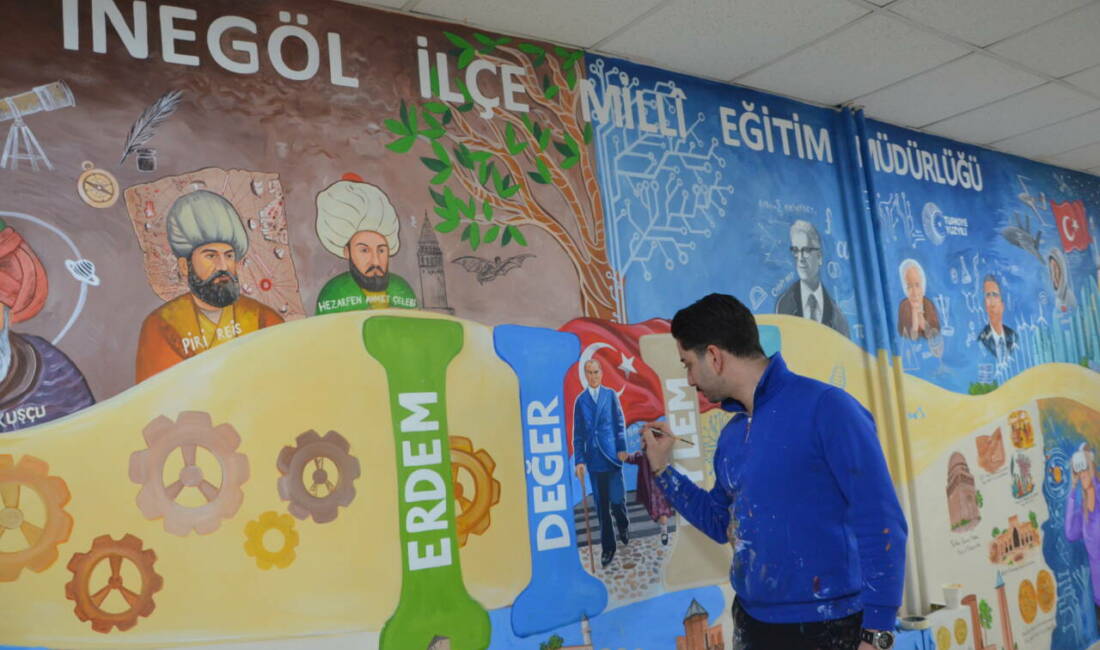 Bursa’da işitme engelli öğretmen 4 ayda tamamladığı eserini sergiledi Bursa'nın İnegöl ilçesinde görev yapan işitme engelli görsel sanatlar öğretmeni