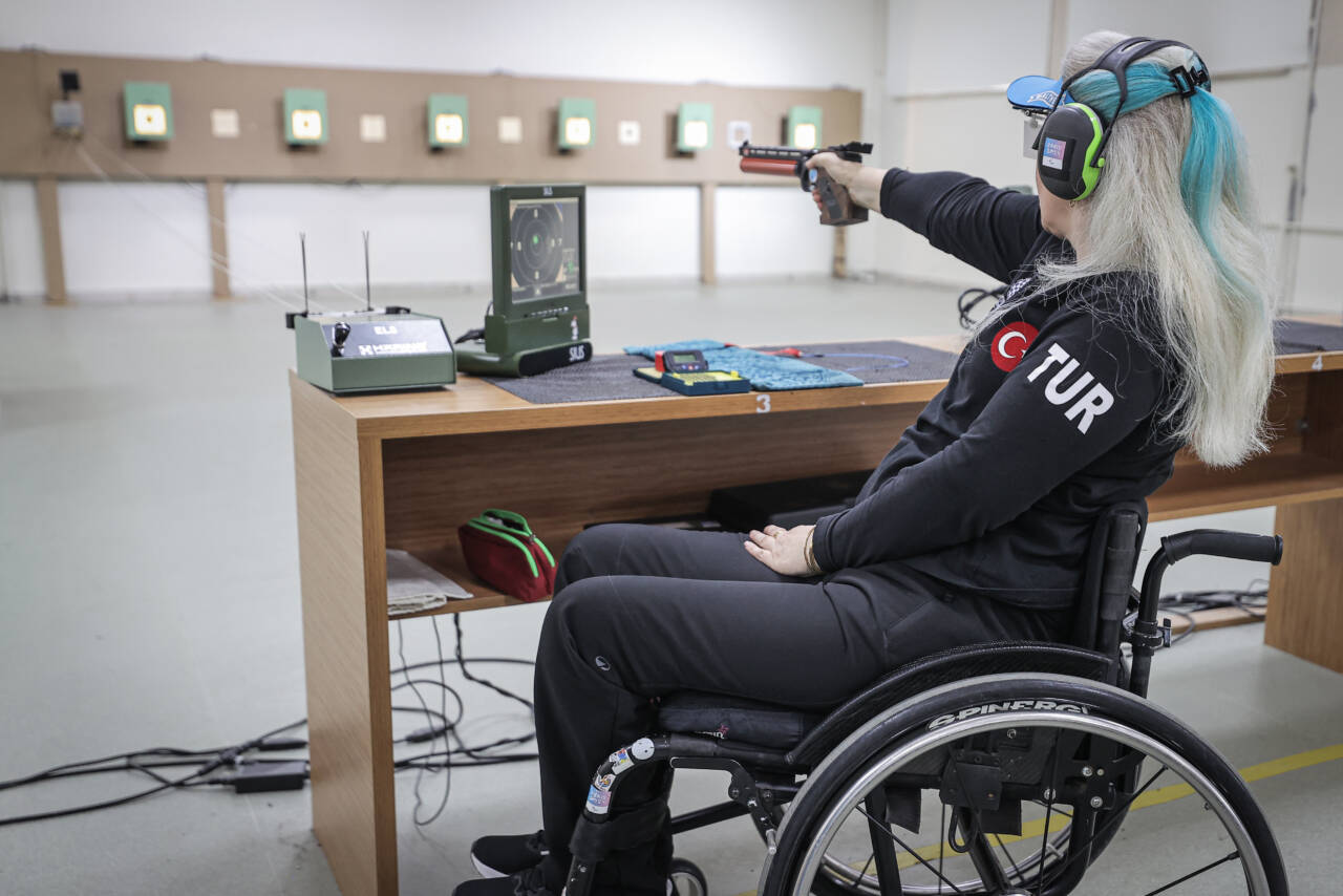 Dünyada rekoru henüz kırılamayan Bursalı sporcudan yeni hedef 6 aa 20260413 41093313 41093297 milliparaaticiayselozganinhedefizirvedekiyerinirekorlarlasaglamlastirmak