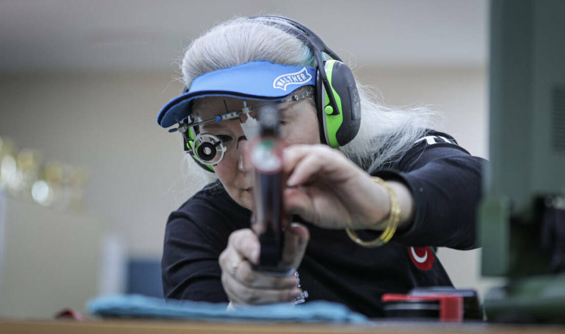 Dünyada rekoru henüz kırılamayan Bursalı sporcudan yeni hedef Milli para atıcı Aysel Özgan, eylül ayında Güney Kore'nin Changwon
