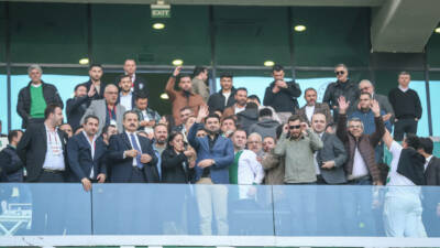 Başkan Çelik, kupa töreni sırasında taraftarlardan nahoş olaylara müsade etmemesini
