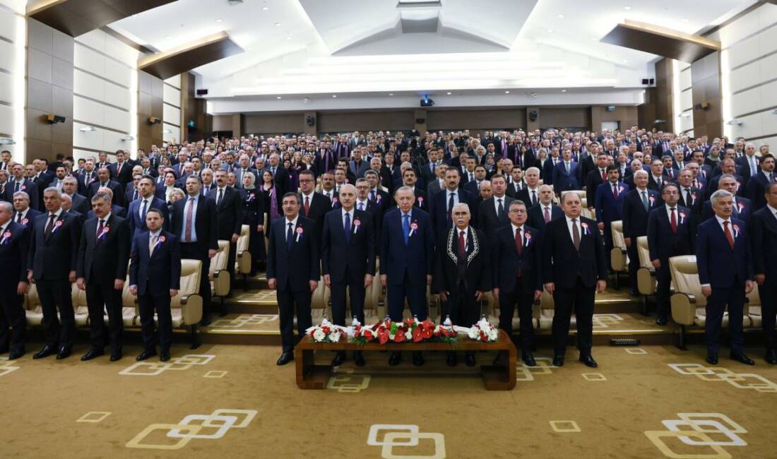 Anayasa Mahkemesi’nin 64. kuruluş yıl dönümüne özel tören Anayasa Mahkemesi (AYM) Başkanı Kadir Özkaya, "Salt güç politikasıyla, bencil