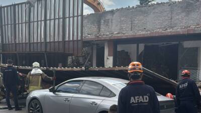 Ankara'nın Ulus semtinde Çankırı Caddesi'nde bulunan ve yıkım işlemlerinin devam