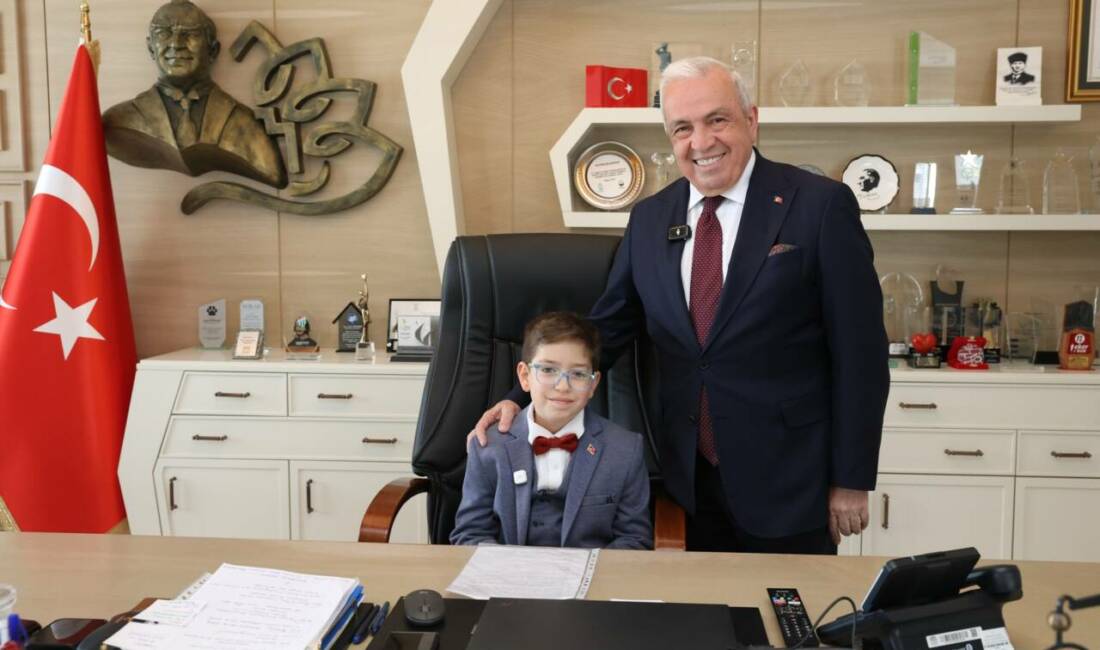 23 Nisan Ulusal Egemenlik ve Çocuk Bayramı’nda Nilüfer Belediye Başkanı