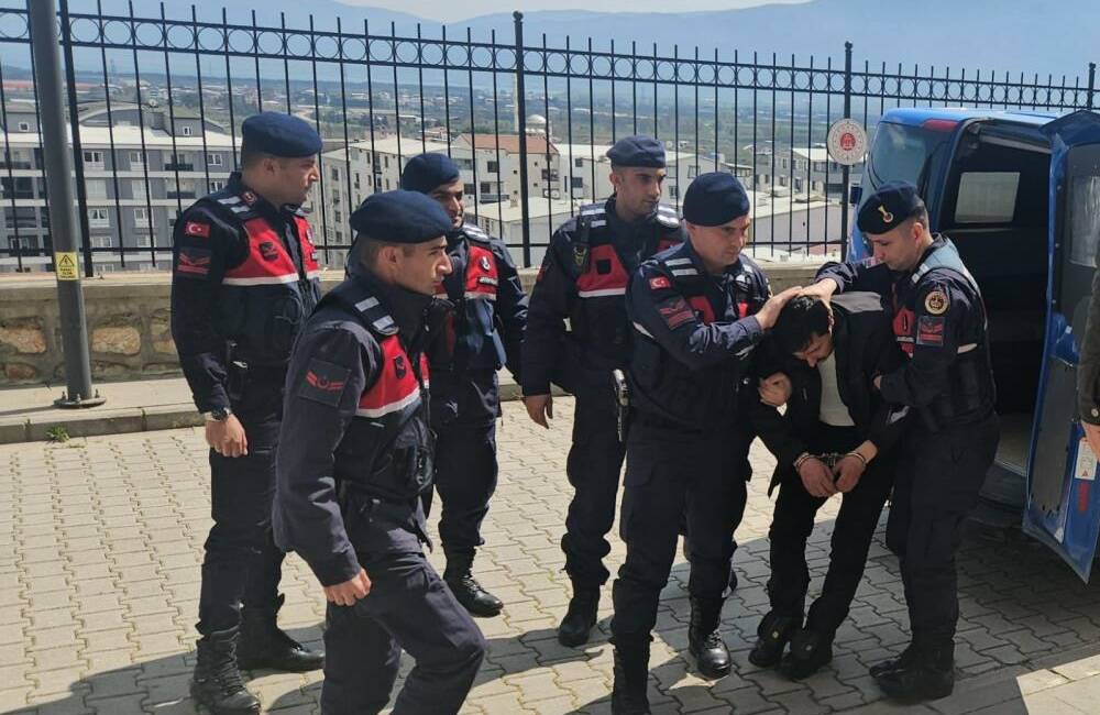 Bursa’daki baba-oğul cinayetinde yeni gelişme Bursa’nın Orhangazi ilçesinde bir baba ile oğlunun hayatını kaybettiği silahlı