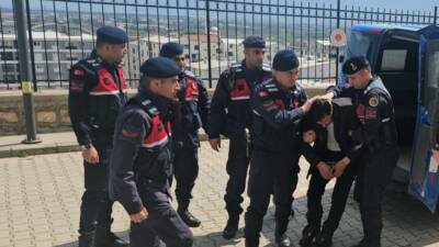 Bursa’nın Orhangazi ilçesinde bir baba ile oğlunun hayatını kaybettiği silahlı