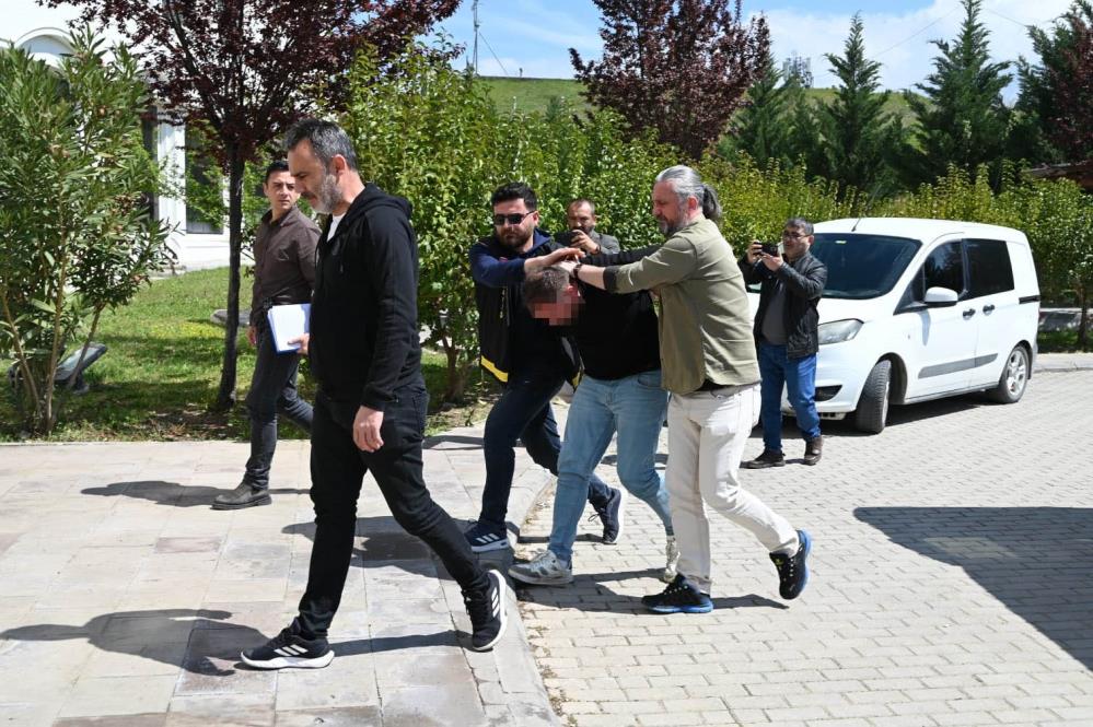 Bursa'daki kadın cinayetinde yeni gelişme 1 aw68151002