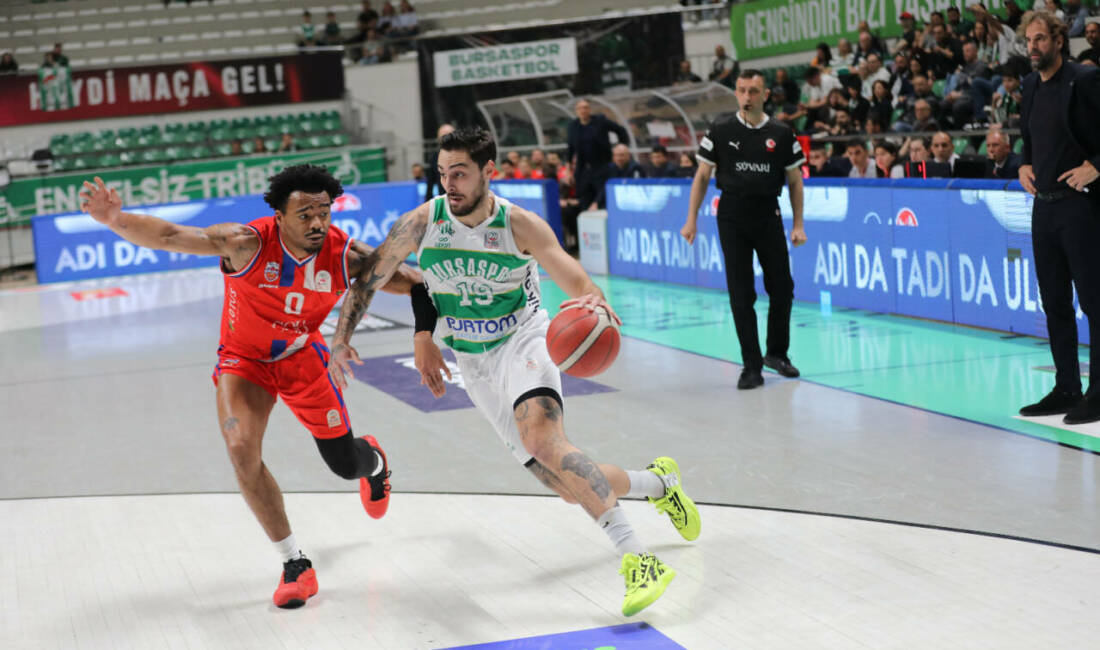 Büyükcekmece Basketbol’u 91-72 mağlup ederek ligdeki 9. galibiyeti imza atan