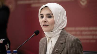Aile ve Sosyal Hizmetler Bakanı Mahinur Özdemir Göktaş, Kahramanmaraş'daki okul