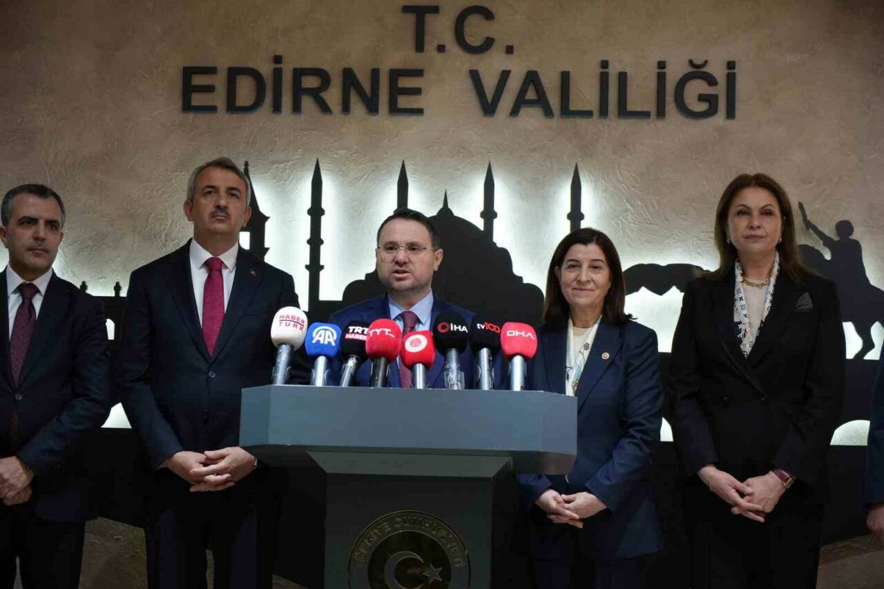 Bakan Gürlek:"Şüpheli hiçbir vaka unutulmaya terk edilmeyecek" 1 bakan gurlek supheli hicbir vaka unutulmaya terk edilmeyecek fc23f2dbb598