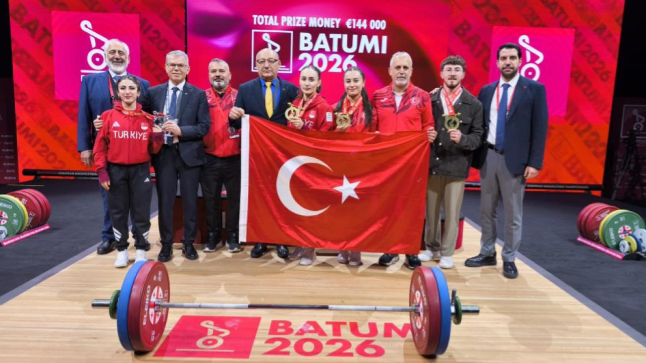 Batum'da millilerden 5 madalya 1 batumda millilerden 5 madalya 817a814c3750