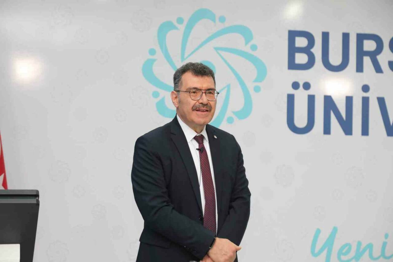 btu konusmalarinda kuresel riskler ve yuksekogretiminin gelecegi ele alindi 21b1043dbac5