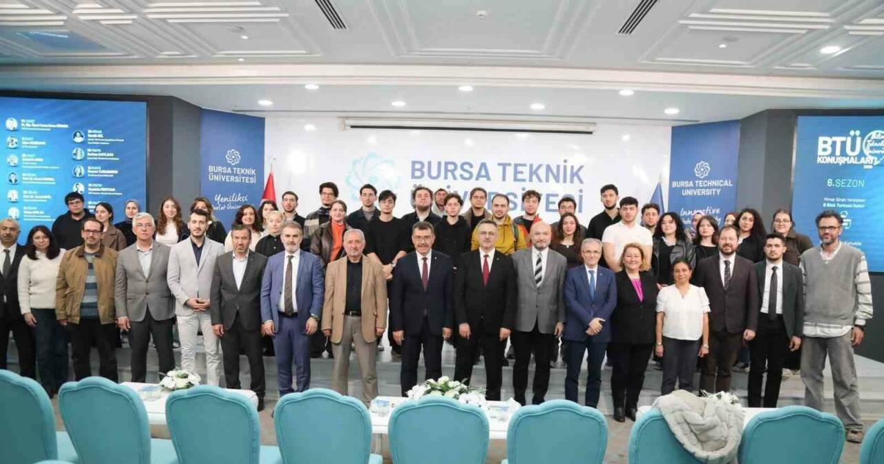 btu konusmalarinda kuresel riskler ve yuksekogretiminin gelecegi ele alindi 365532bcbbd8