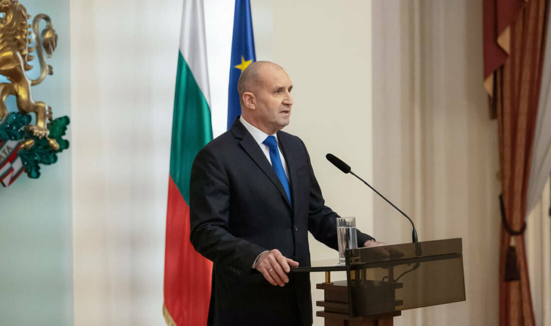 Bulgaristan’da eski Cumhurbaşkanı Radev sandıktan birinci çıktı Bulgaristan'da dün gerçekleştirilen erken genel seçimlerin resmi olmayan sonuçlarına göre,