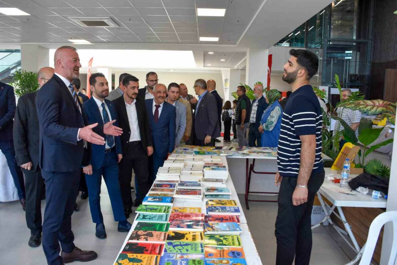 bursa karacabeyde kitap gunleri basliyor 08c0b6cff9df