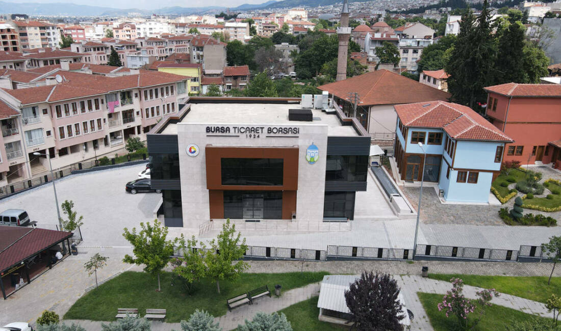 Bursa Ticaret Borsası 19,3 milyar liralık işlem hacmiyle zirveye çıktı Tarım sektöründe güvenli ticaretin adresi olan Bursa Ticaret Borsası, 2026
