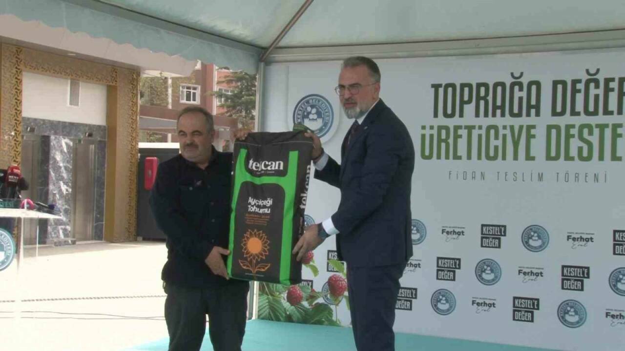 Bursa'nın tarımsal üretim vizyonuna imza proje! 6 bursada ahududu ureticilerine mujde 967d0f5dec7d