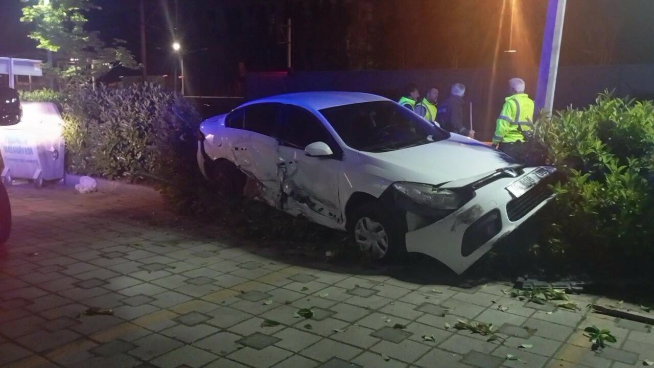 bursada alkollu surucu dehseti araclar hurdaya dondu c6d4581f6acd