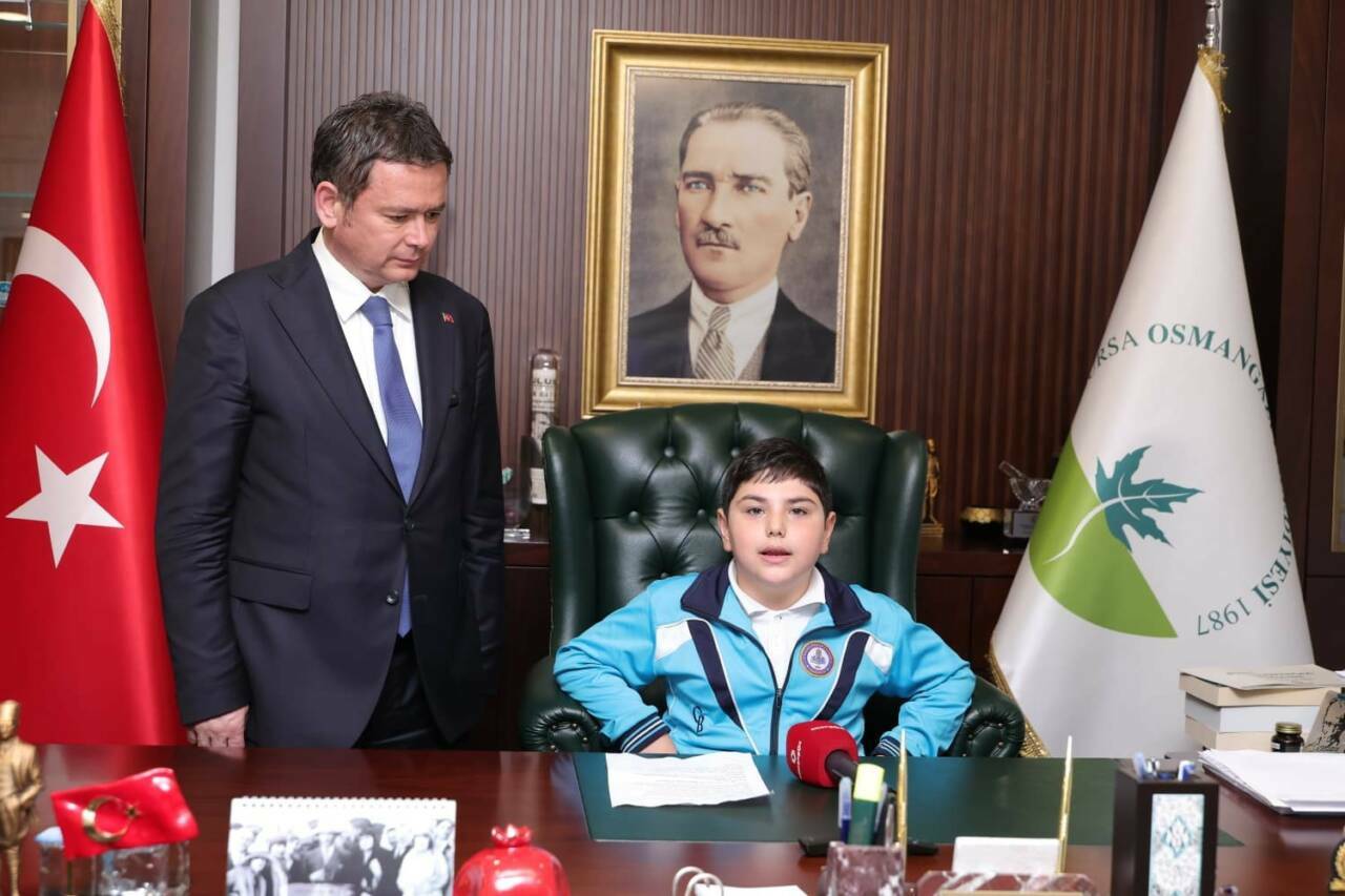 bursada baskan aydin koltugu cocuklara birakti 2be16e699153