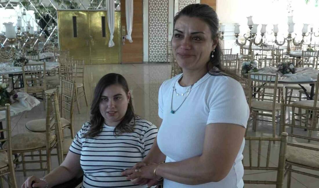 Bursa’da düzenlenen engelli aracı dağıtım töreninde duygu dolu anlar yaşandı.