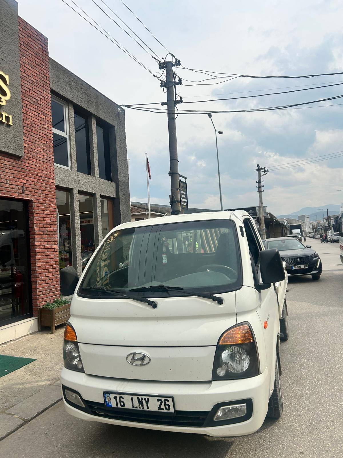 bursada bir kaza daha saniye saniye kamerada c7668f542912