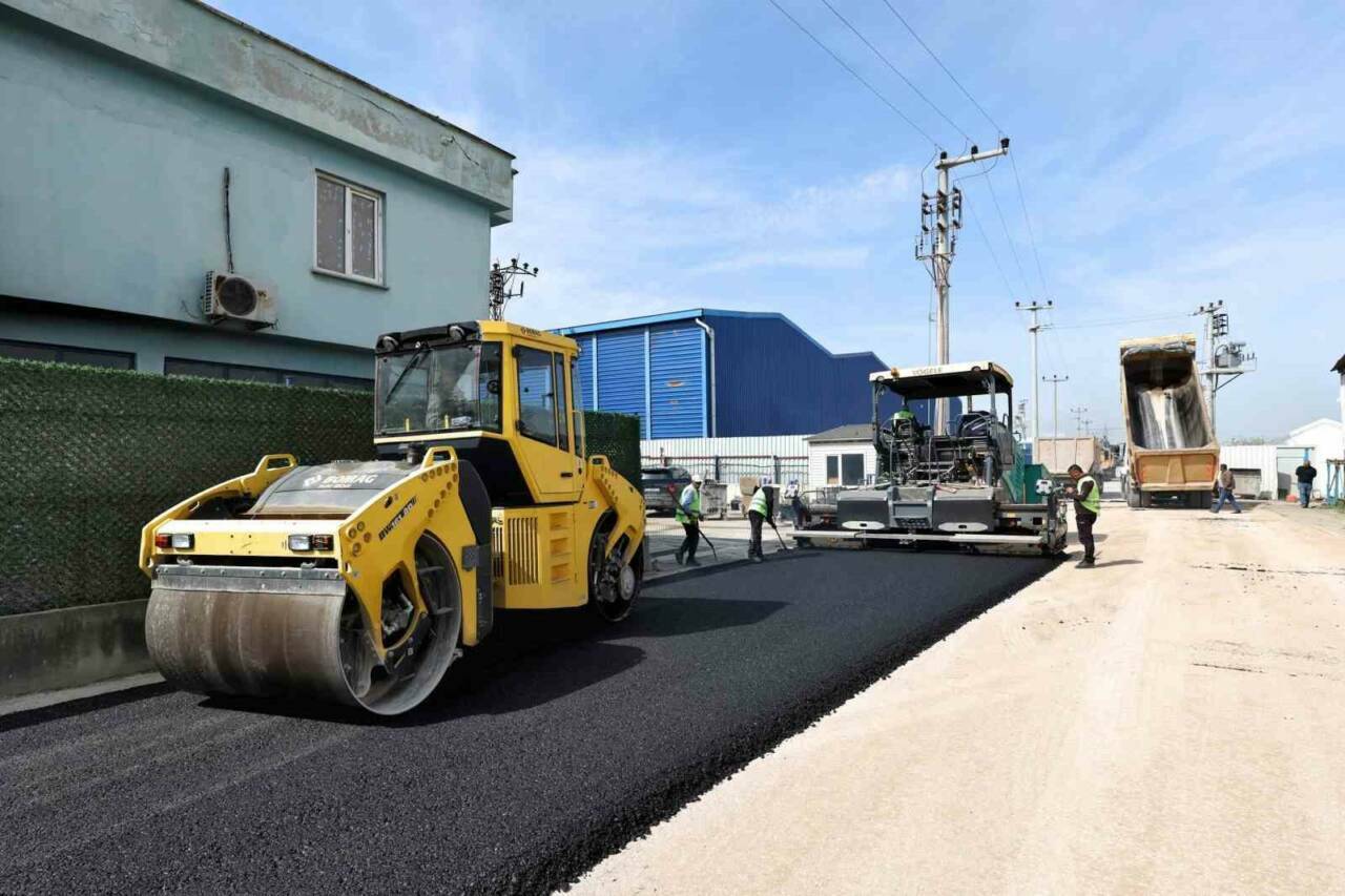 Bursa'da bu yollar yenileniyor 3 bursada bu yollar yenileniyor f6d732afd0b7