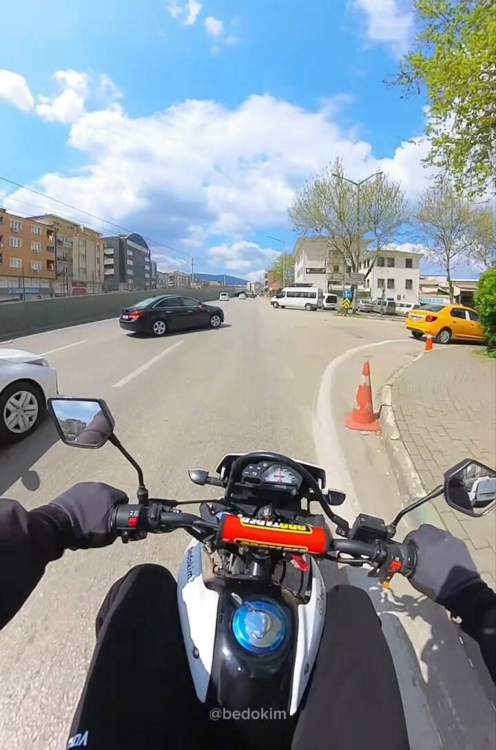 bursada feci kaza o anlar kamerada 6f2de8b95e1e
