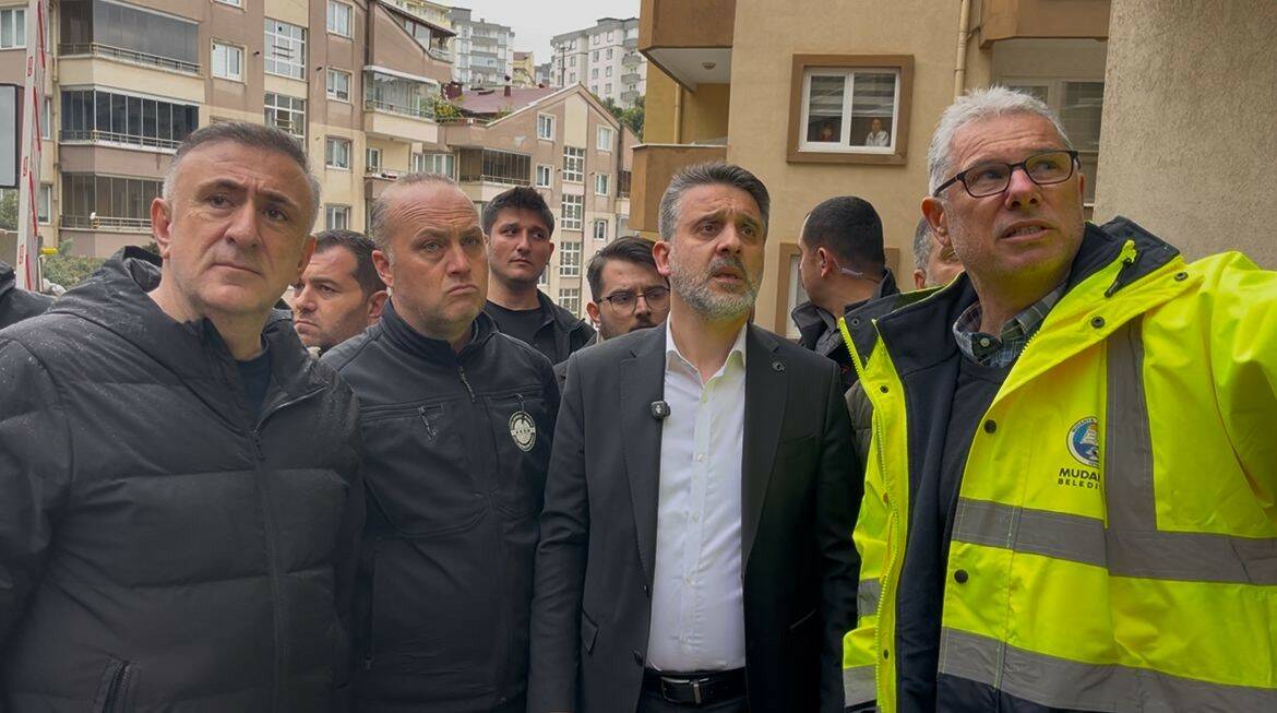 Bursa’da felaket havadan görüntülendi! Başkanvekili Şahin Biba göçük yerinde 4 bursada felaket havadan goruntulendi baskanvekili sahin biba gocuk yerinde 6eee80fce9de