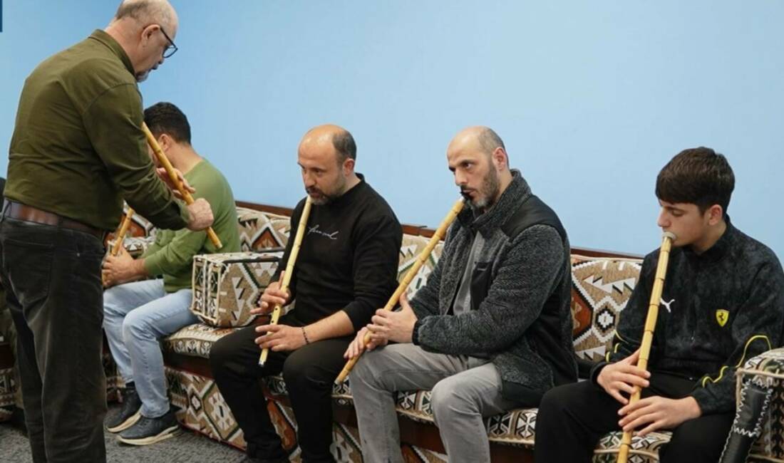 Bursa’da bu kurs büyük ilgi çekiyor! Kestel Belediyesi tarafından düzenlenen ney, mey ve kaval kursu geleneksel