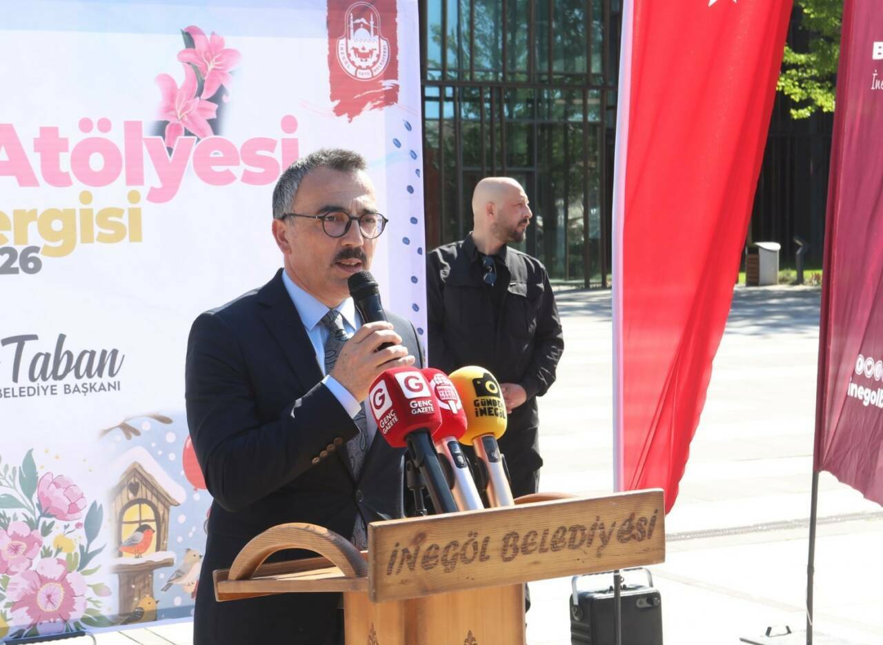 bursada minik sanatcilar sergisi acildi 608dc503a99a