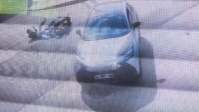 Bursa’nın İnegöl ilçesinde manevra yapmak için yavaşlayan otomobile arkadan çarpan