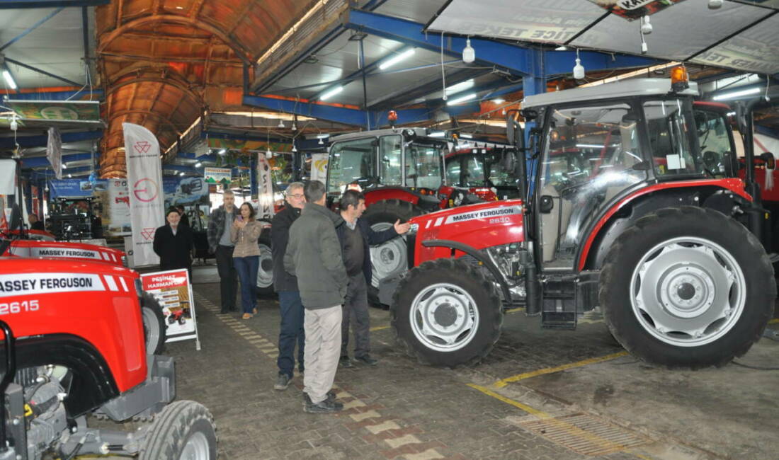 Tarımın kalbi Bursa’da atıyor! Dev fuar kapılarını açtı Bursa'nın Karacabey ilçesinde 14. Gıda, Tarım ve Hayvancılık Fuarı kapılarını