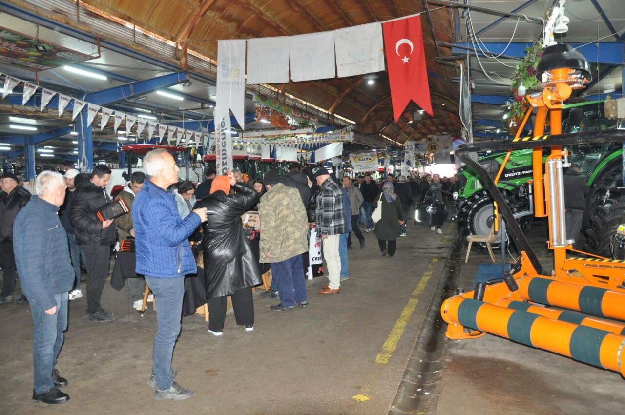 Tarımın kalbi Bursa’da atıyor! Dev fuar kapılarını açtı 7 bursada tarim soleni dev fuar kapilarini acti 4601ef7dcf40