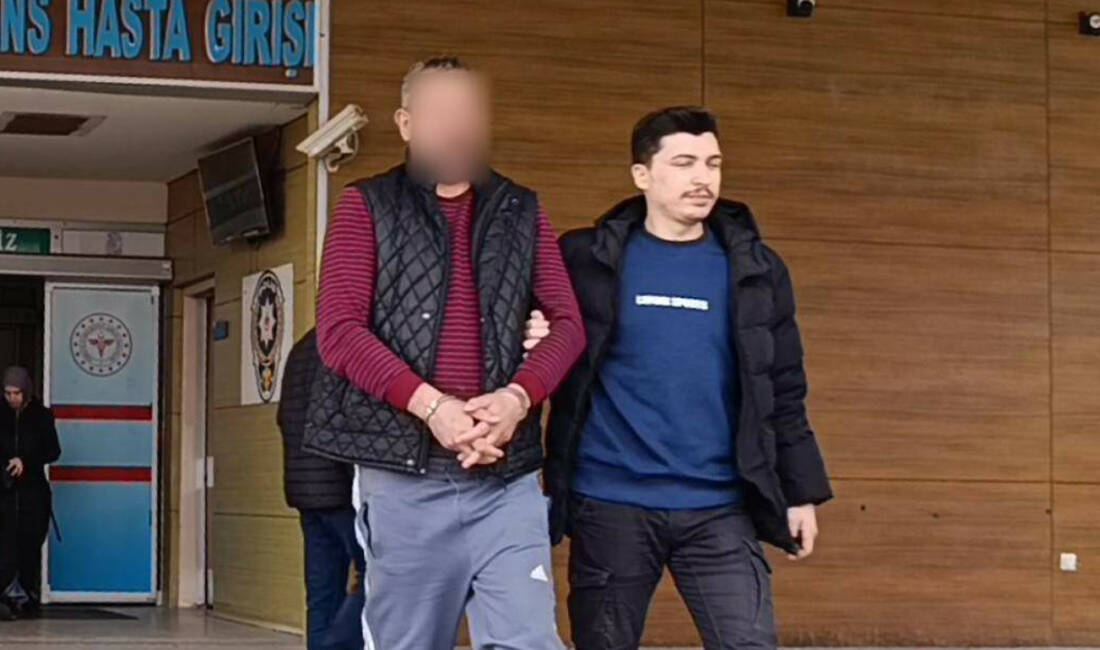 Bursa’da uyuşturucu taciri tutuklandı Bursa’nın İnegöl ilçesinde eve düzenlenen operasyonda ele geçirilen 100 gram