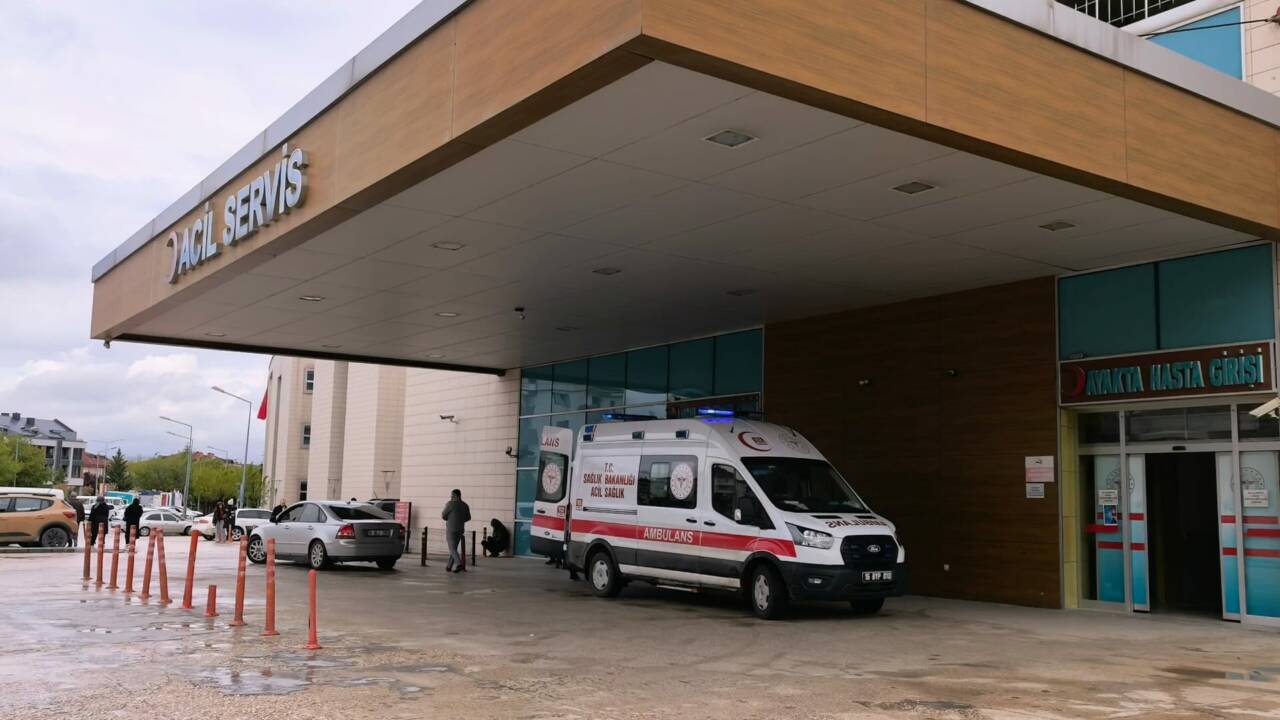 Bursa'da yürek yakan ölüm! 1 bursada yurek yakan olum 5ee9400ac22a