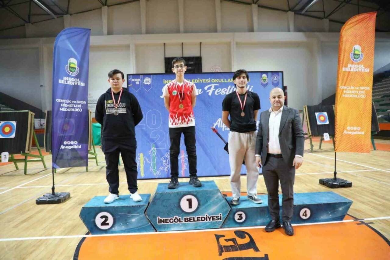 Bursa'daki spor festivalinde kıyasıya mücadele 3 bursadaki spor festivalinde kiyasiya mucadele efe8747f383a