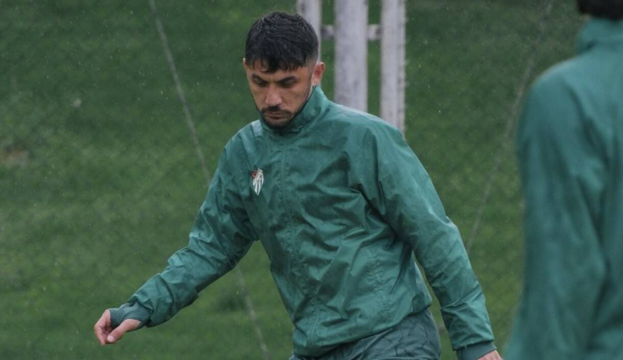 Bursaspor'da Ankara Demirspor maçı hazırlıkları sürüyor 1 bursasporda ankara demirspor maci hazirliklari suruyor b1bb4dd9c2df