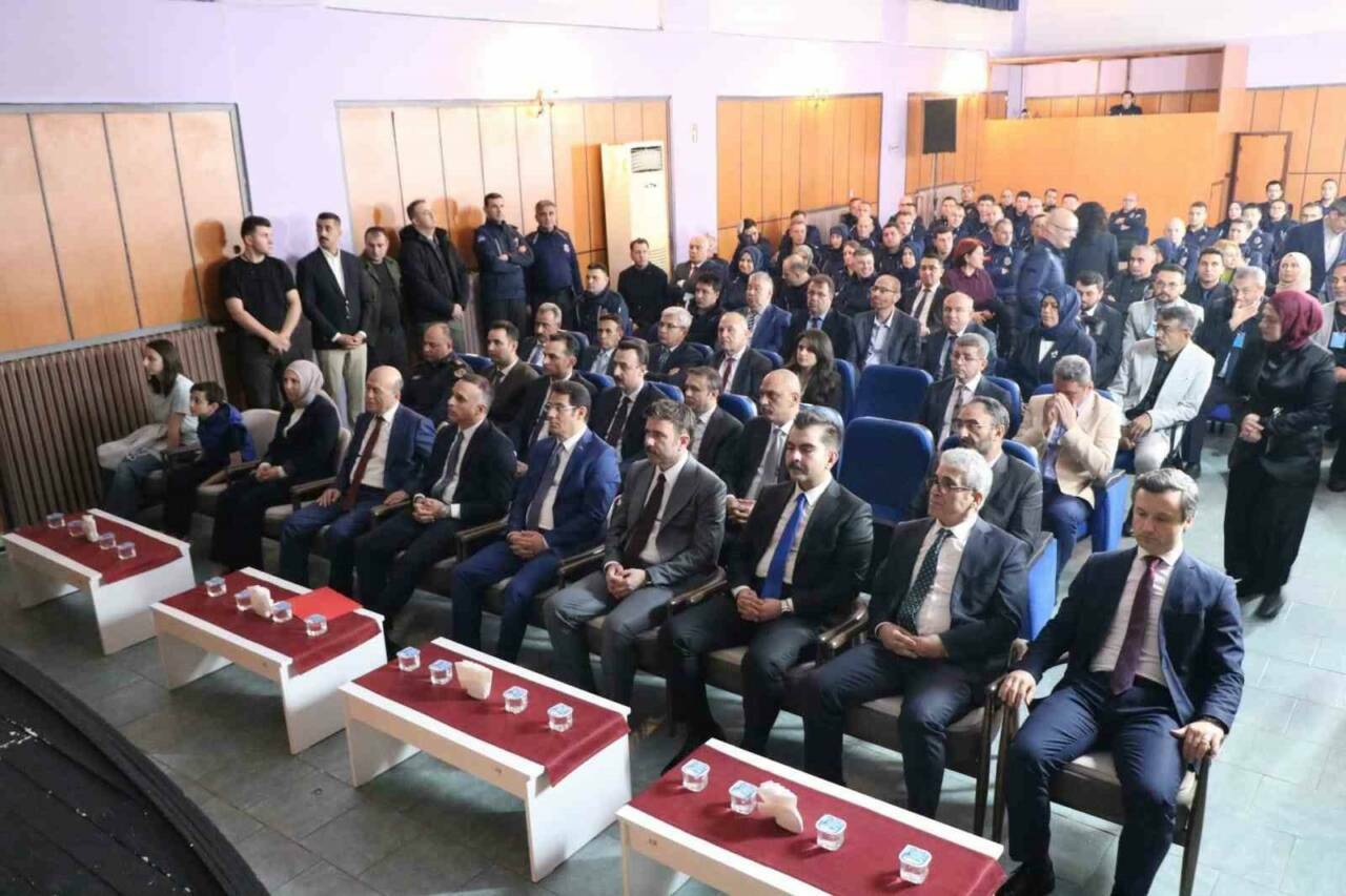 bursaya yeni orman sehit memur cengiz yigit anisina fidanlar dikildi 0ece57f6e52f
