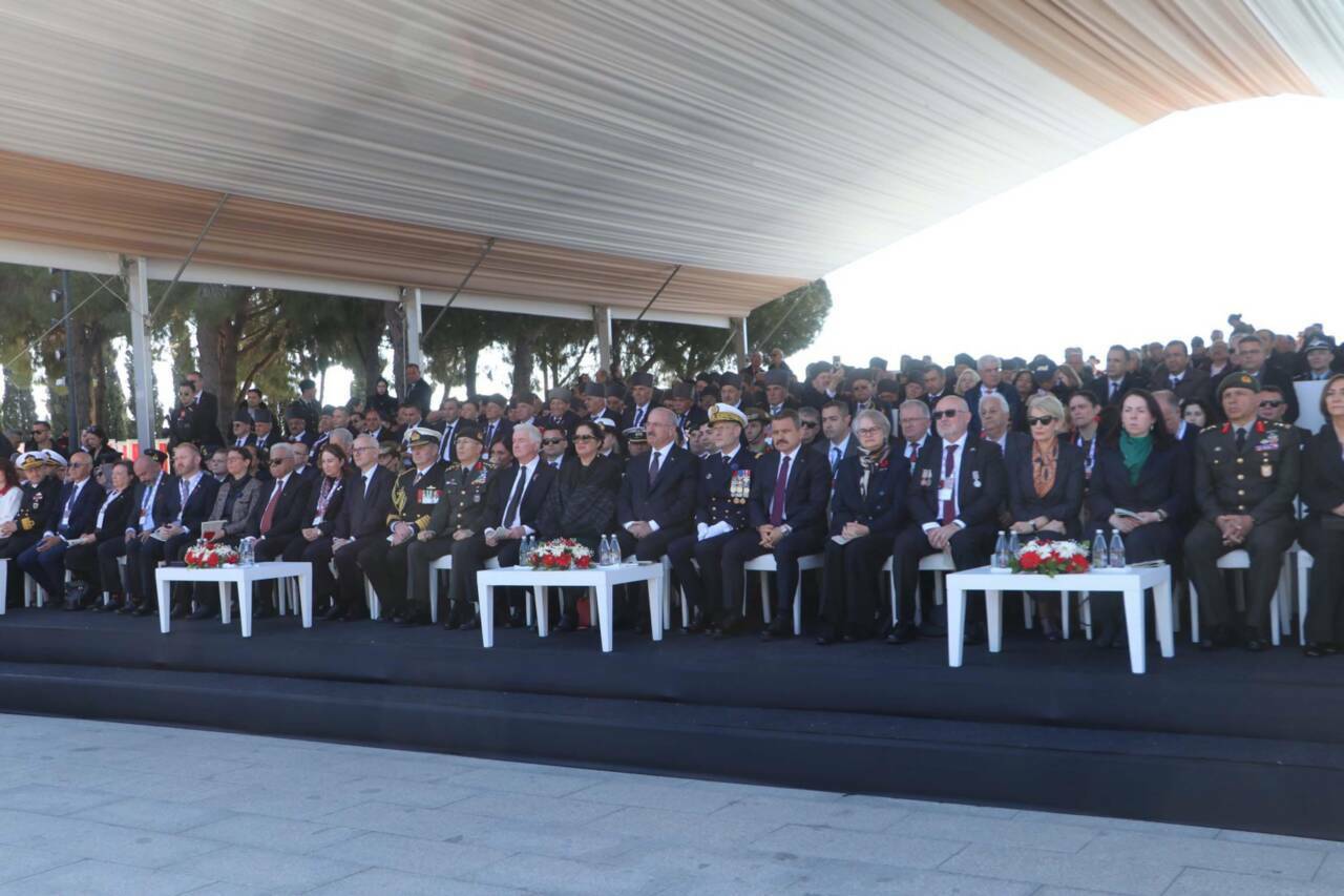 Çanakkale Kara Savaşları'nın 111'inci yıl dönümü 3 canakkale kara savaslarinin 111inci yil donumu cd6975d3ae6a