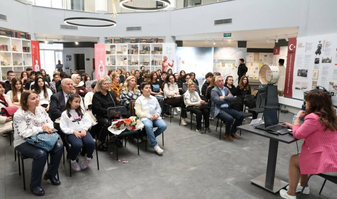 Bursa’da çocuk aşılarıyla ilgili yanlış bilinen gerçekler anlatıldı Nilüfer Belediyesi tarafından “Çocukluk Çağı Aşıları Koruyucu Sağlığın Temeli” konulu