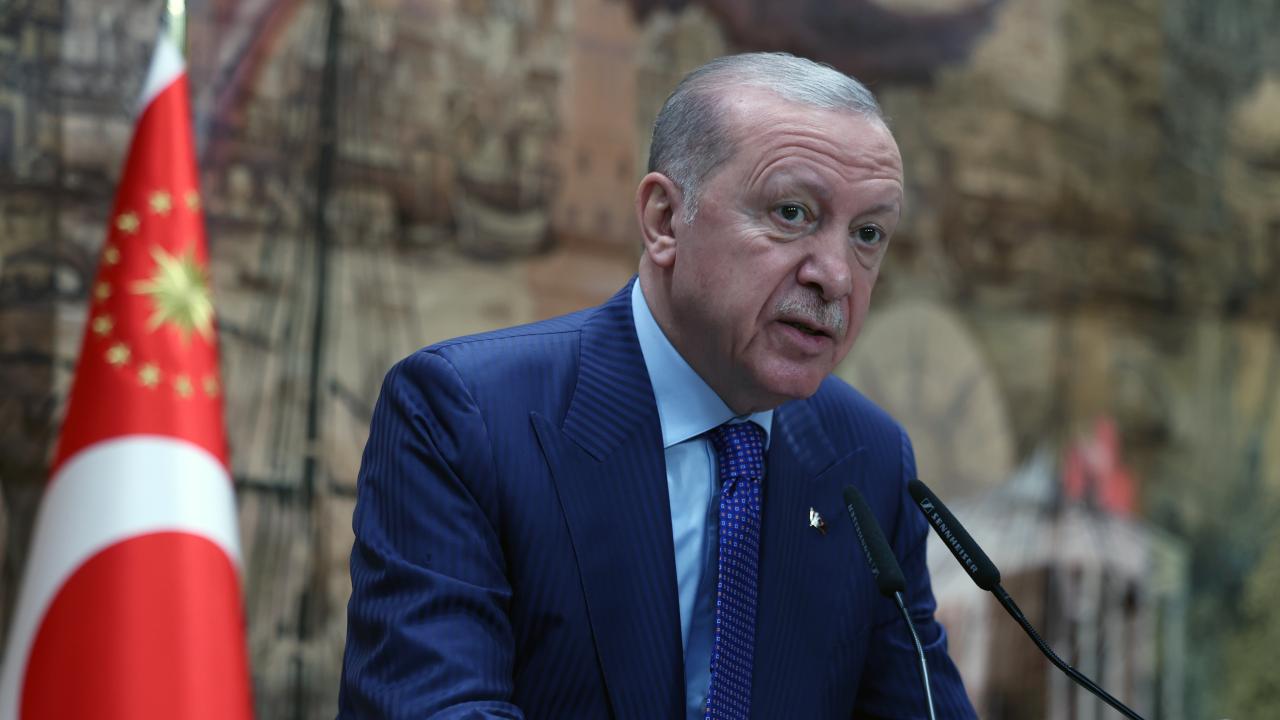 cumhurbaskani erdogan chpnin mevcut yonetim altinda dusuruldugu bu perperisan hallerden ulkemiz siyaseti adina uzuntu duyuyoruz 184d02ba3cc7