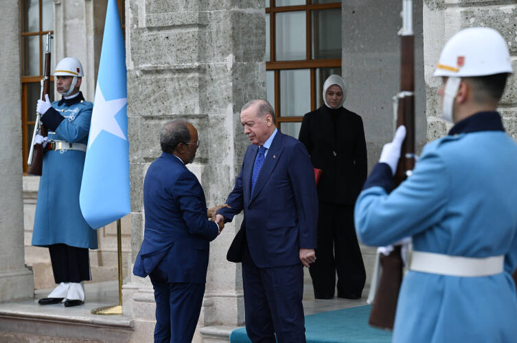 Cumhurbaşkanı Erdoğan, Somali Cumhurbaşkanı Mahmud ile görüştü 1 cumhurbaskani erdogan somali cumhurbaskani mahmud ile gorustu 2512a703bf76