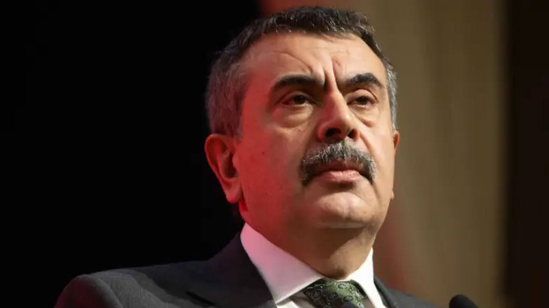 İşte okullarda yeni önlemler! Bakan Tekin açıkladı… Milli Eğitim Bakanı Yusuf Tekin, okullarda alınacak yeni önlemleri açıkladı.