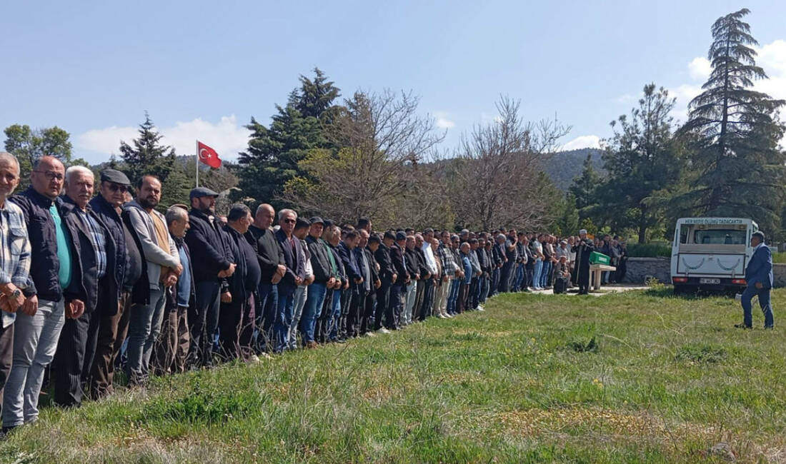 Düğün günü cansız bedenleri bulunmuştu! Gözyaşlarıyla veda Bursa'un Çavdır ilçesinde cuma akşamı kına geceleri yapılan, düğünlerinin yapılacağı