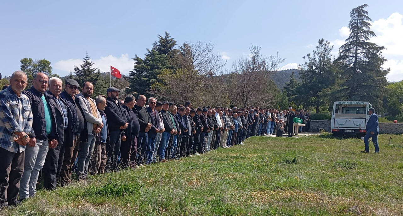 Düğün günü cansız bedenleri bulunmuştu! Gözyaşlarıyla veda 6 dugun gunu cansiz bedenleri bulunmustu gozyaslariyla veda 140e86da9a12